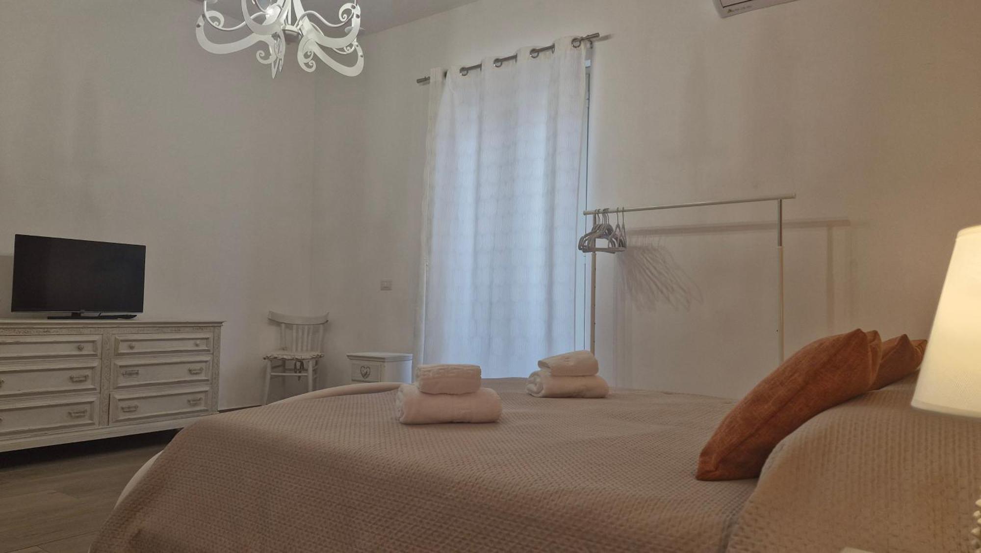 Casa Vacanze Sul Corso Giarre Bagian luar foto
